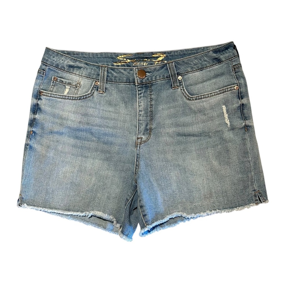 Seven7 “The Weekend Short” Size 12